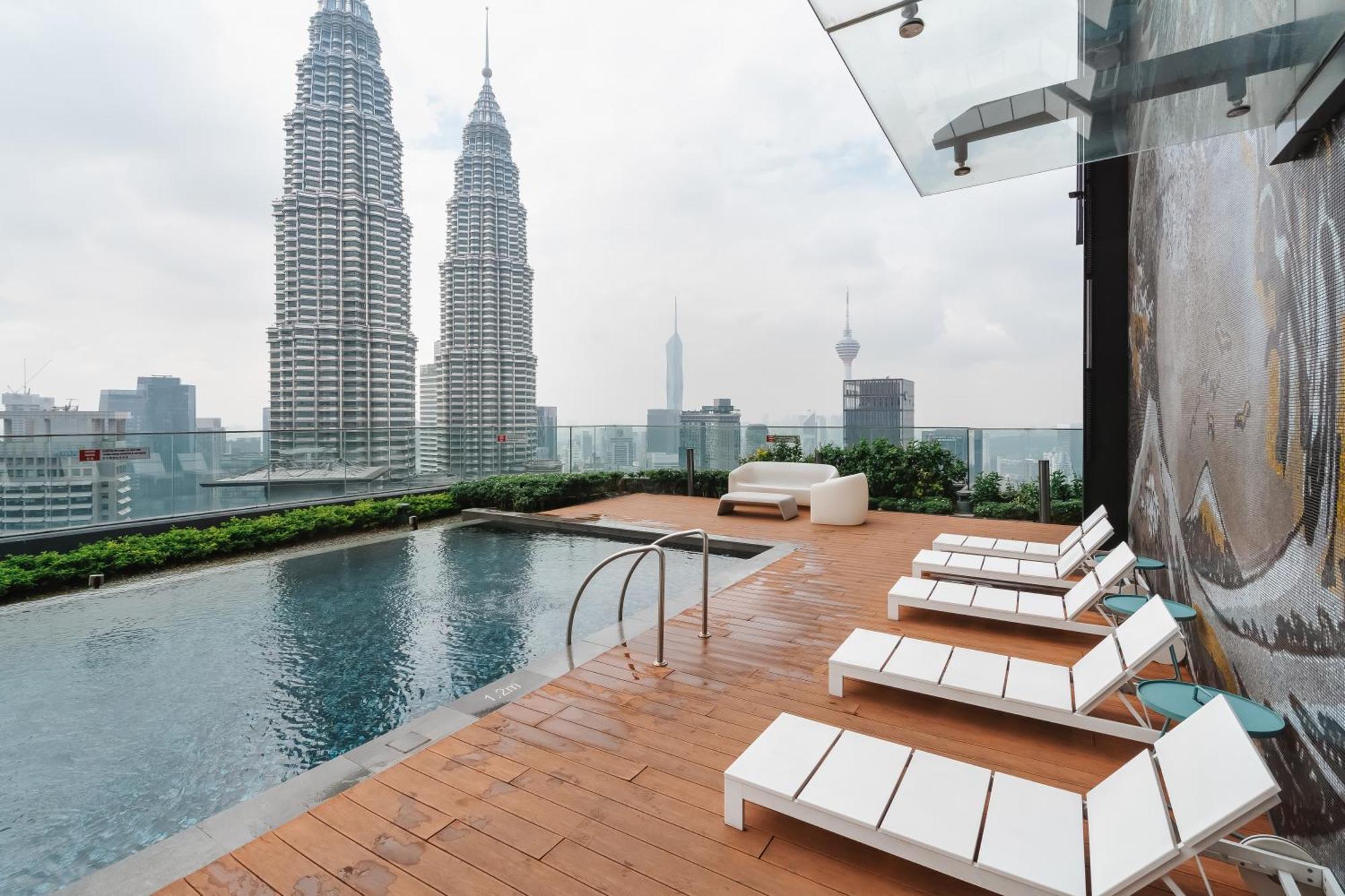 Designer 2br 400m To Klcc And Lrt Station * Kuala Lumpur